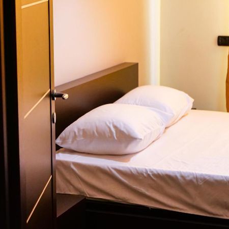 Lux Apartment Vlorë 外观 照片